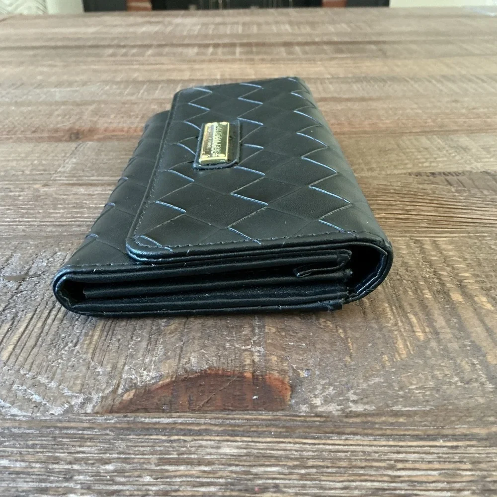 London Fog Lara Woven Black Flap Wallet.